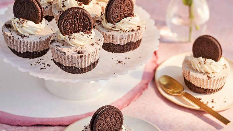 Chocolate sandwich cookie ice cream cupcakes recipe | BBC Good Food